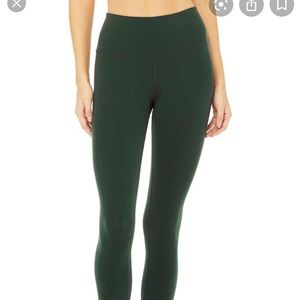 Forrest green Alo Airbrush leggings